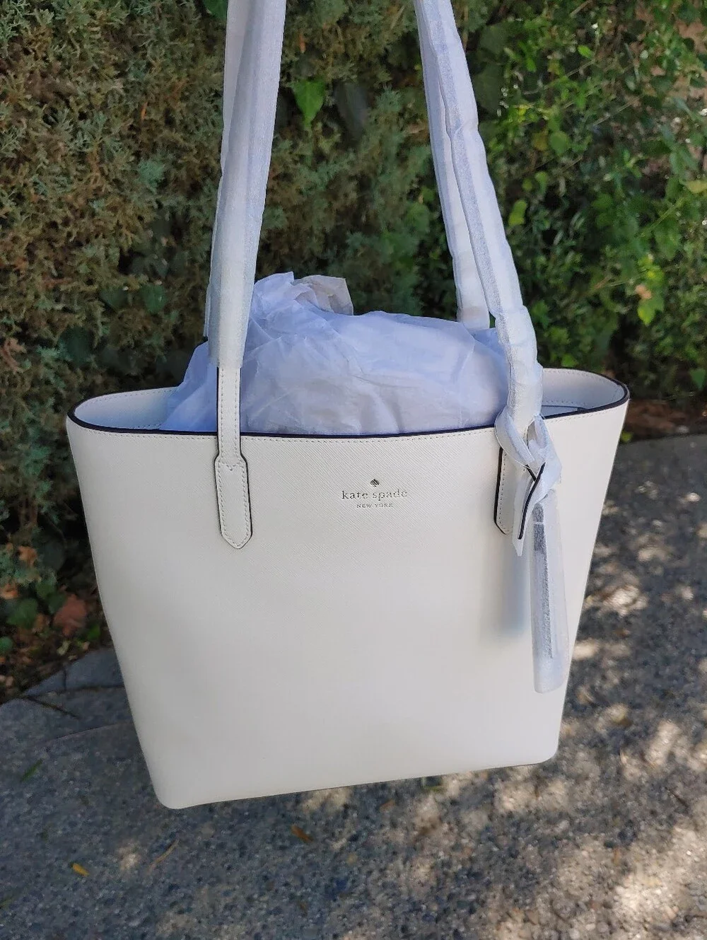 Meringue Kate Spade Jana Tote *** NWT***